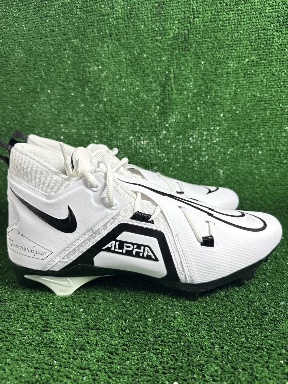 Nike Alpha Menace Varsity 3 Football Cleats DH2922-100 White Black Men’s Size 13